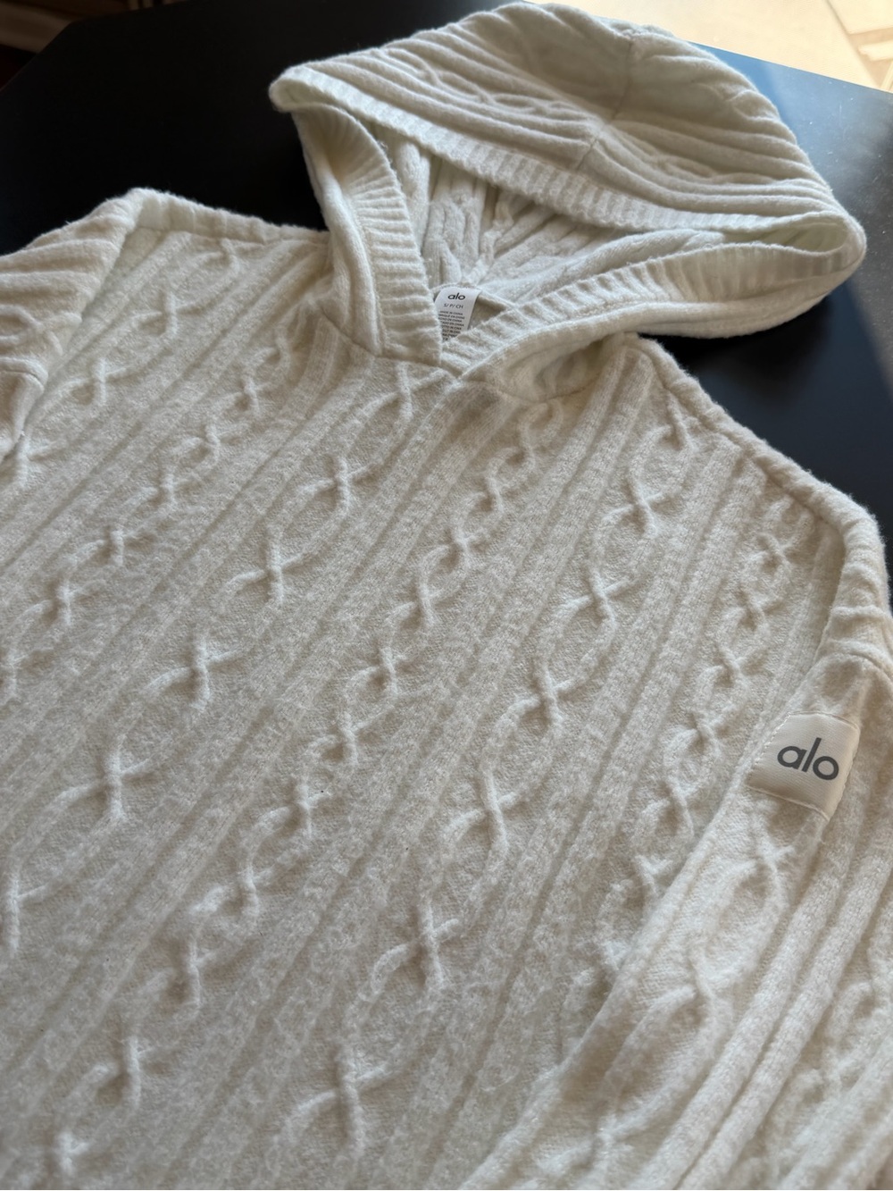 ALO Yoga Cream Cable-Knit Hoodie Sweater